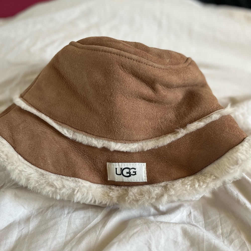 UGG Bucket Hat